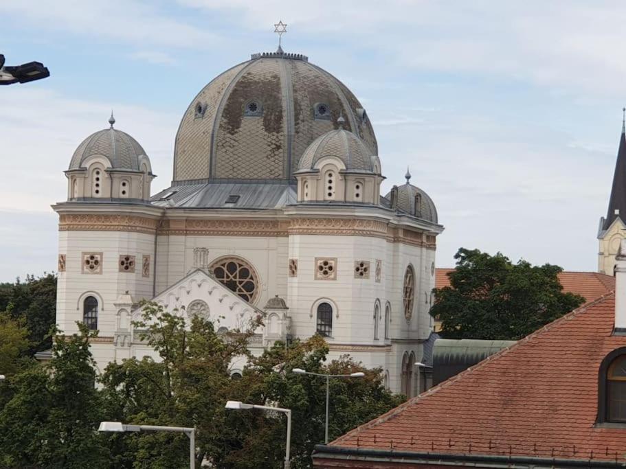 Residence Oasis Győr Eksteriør billede