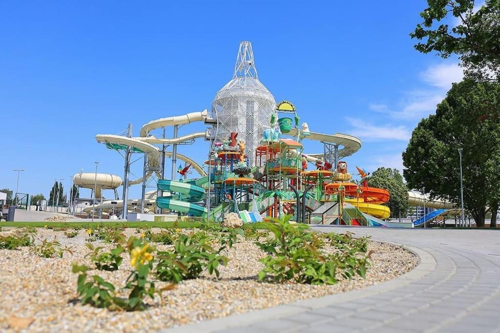 Residence Oasis Győr Eksteriør billede
